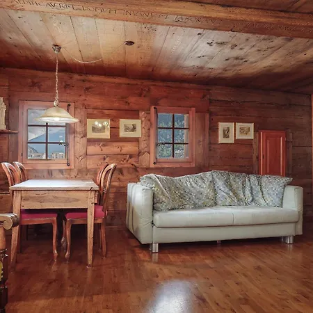 아파트 Cricerhaus